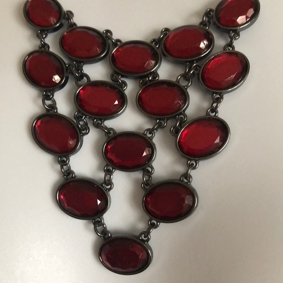 Red Stone Necklace - Picture 2 of 2